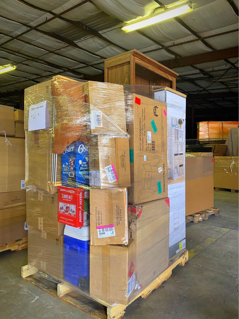 buy wholesale Liquidation Clothing pallets in Bulk Quantity- LOCATED IN  MICHIGAN! Pickups Welcome!